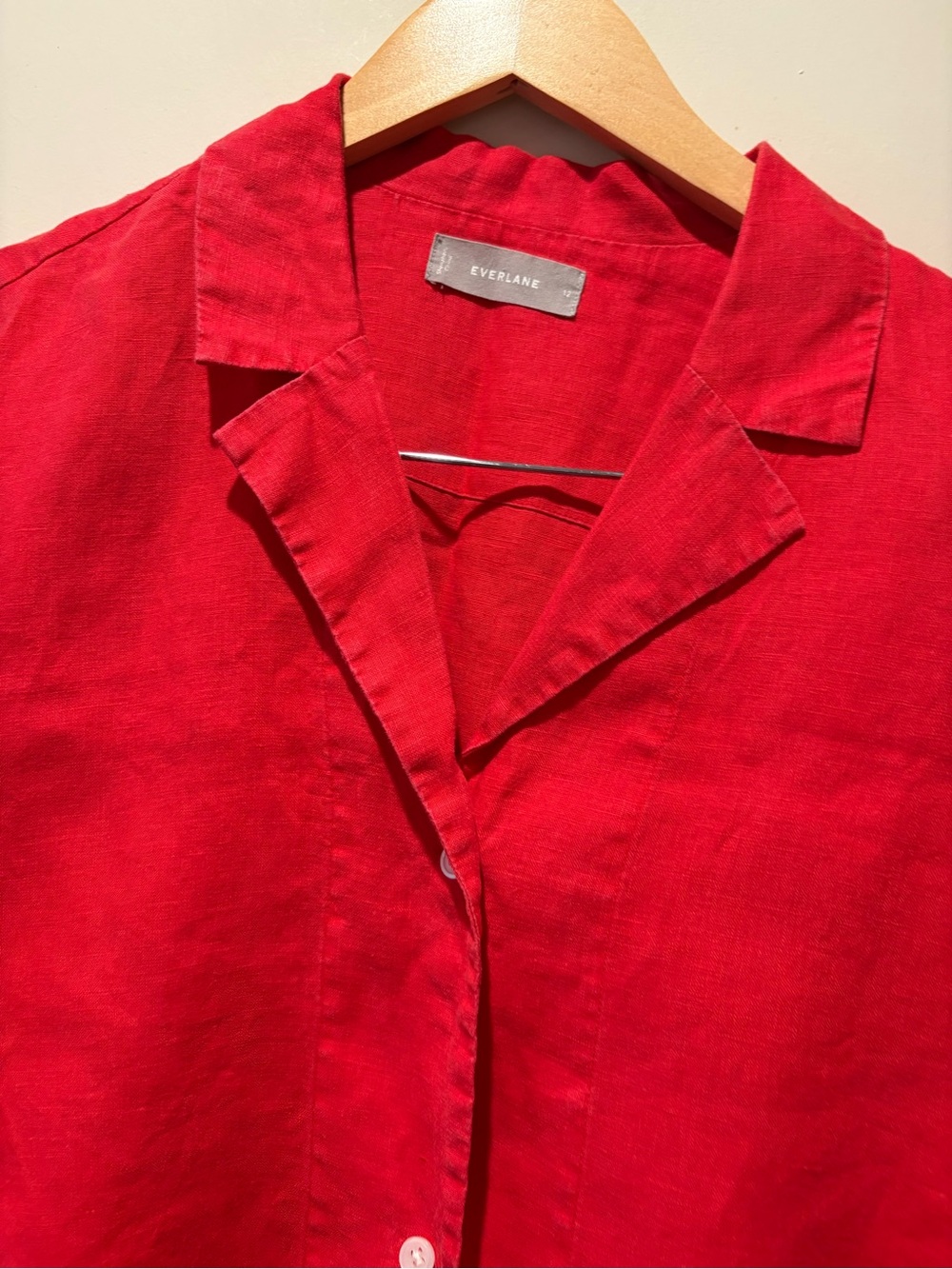 Everlane Bright Red Short-Sleeve Button-Down Shirt - Picture 7 of 13